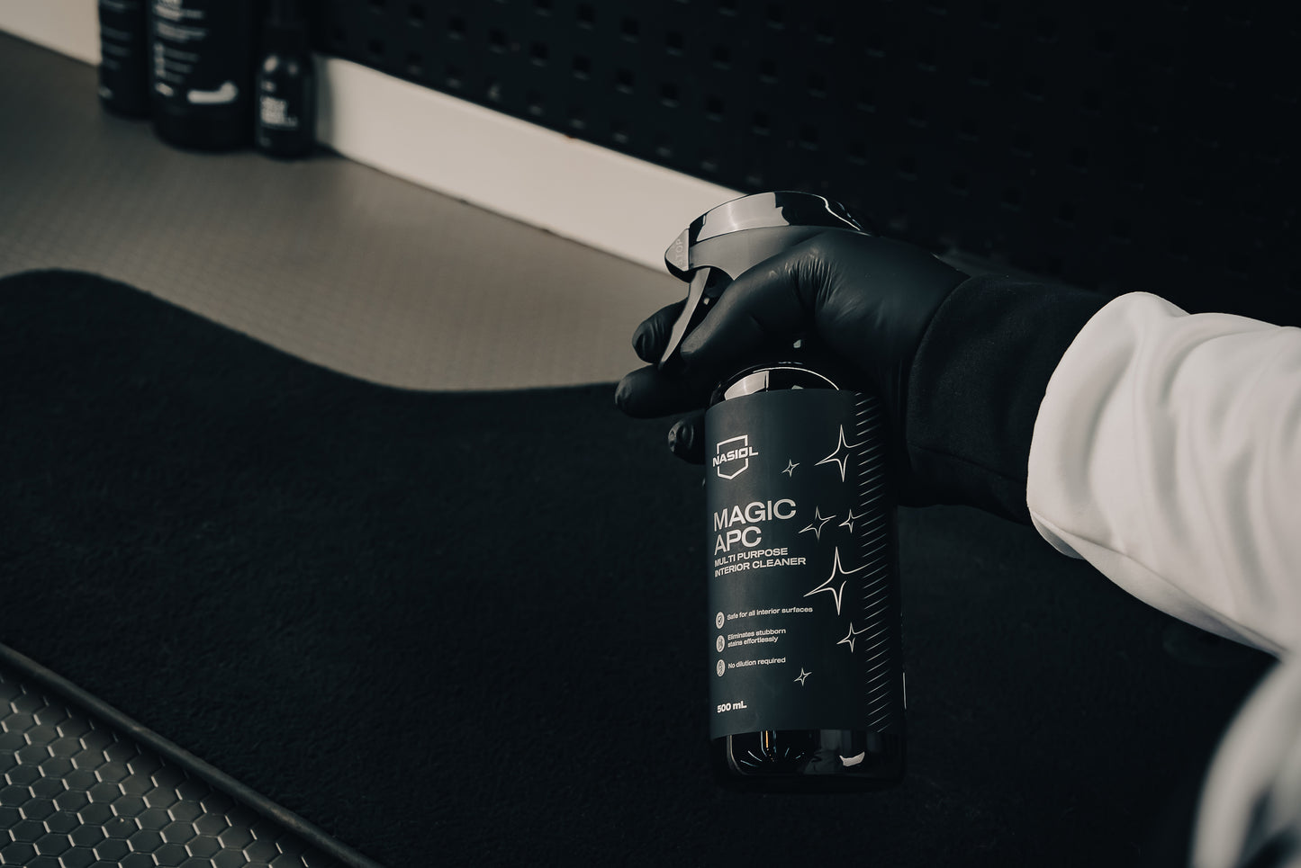 Nasiol Auto Innenraum Pflege Set - 5 Teilig Reinigungs- & Schutzbundle für Cockpit, Kunststoff & Textilien