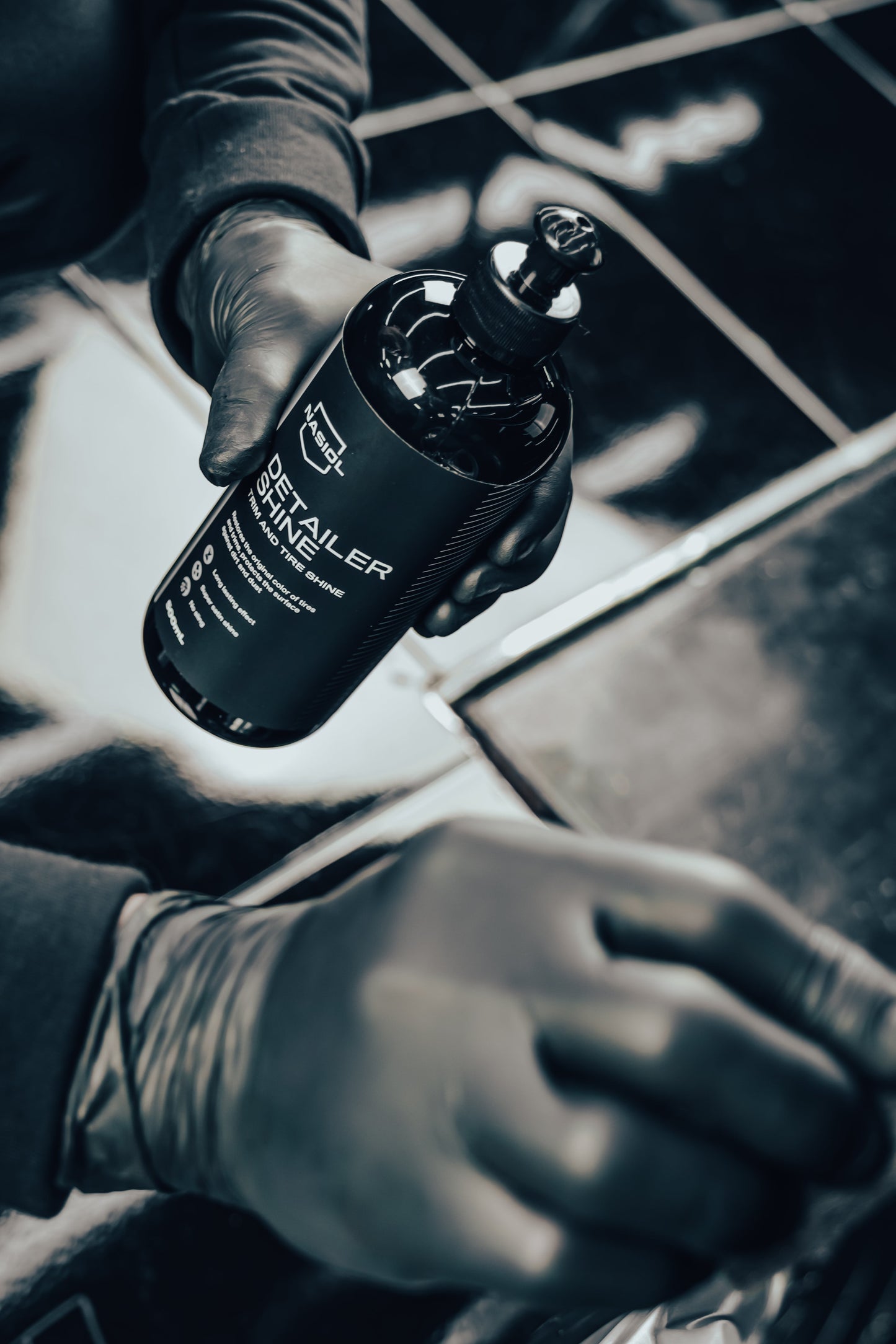 Nasiol DetailerShine - Gummi Reifen Pflege Auffrischer mit Nano Abperleffekt - 500 ml