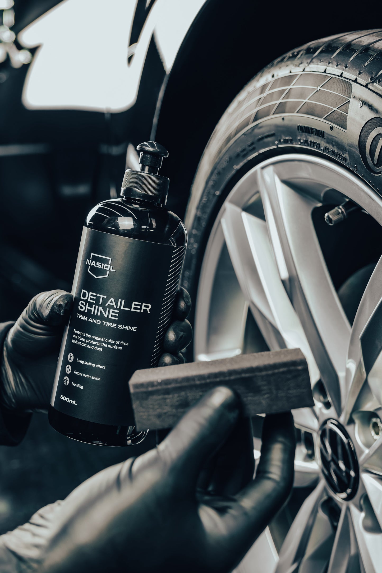 Nasiol DetailerShine - Gummi Reifen Pflege Auffrischer mit Nano Abperleffekt - 500 ml